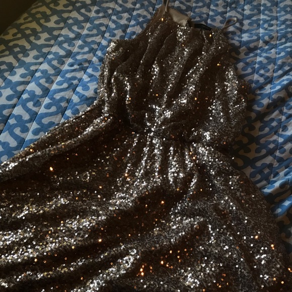 Forever 21 sparkle gold dress - Picture 2 of 3